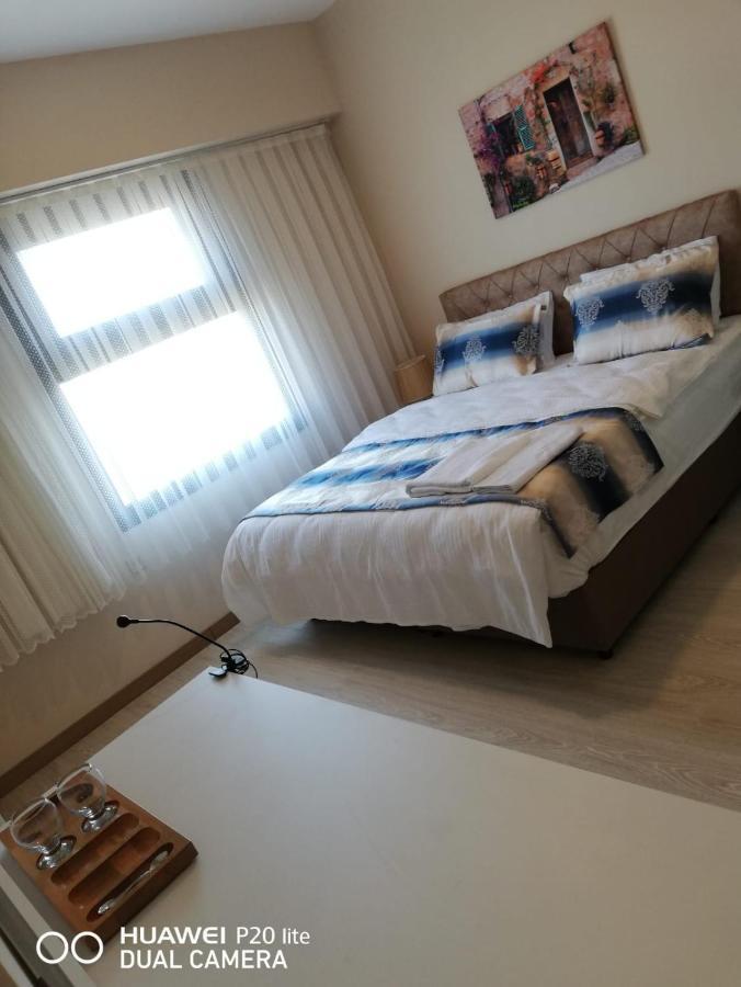 Canan Dağdeviren Suits Avcılar Buitenkant foto