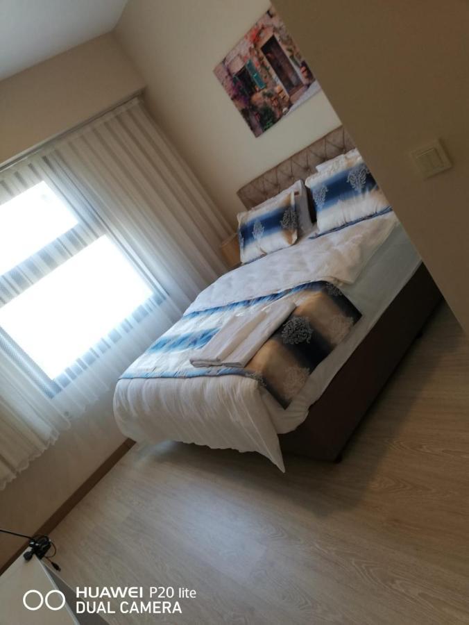Canan Dağdeviren Suits Avcılar Buitenkant foto